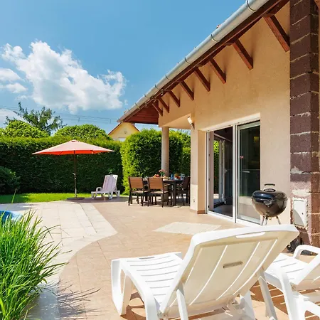 Villa Smeraldo By Interhome